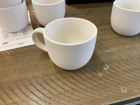 Wide round mug