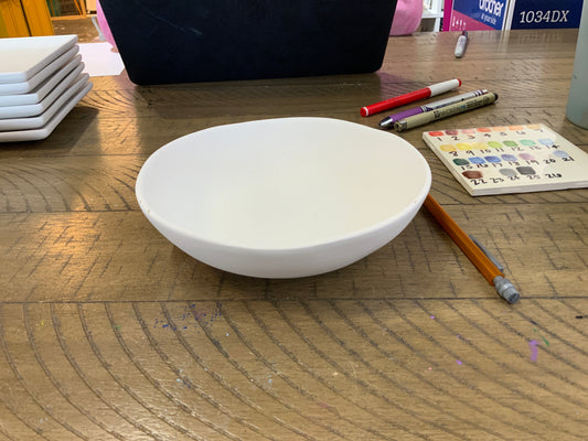 Medium bowl dish